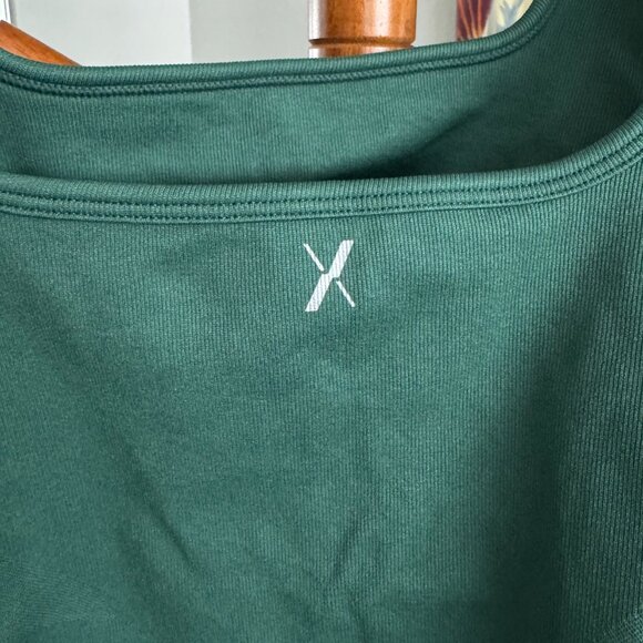 Knix - Good to Go Seamless Crop Tank in Peppermint (green) - Picture 7 of 7